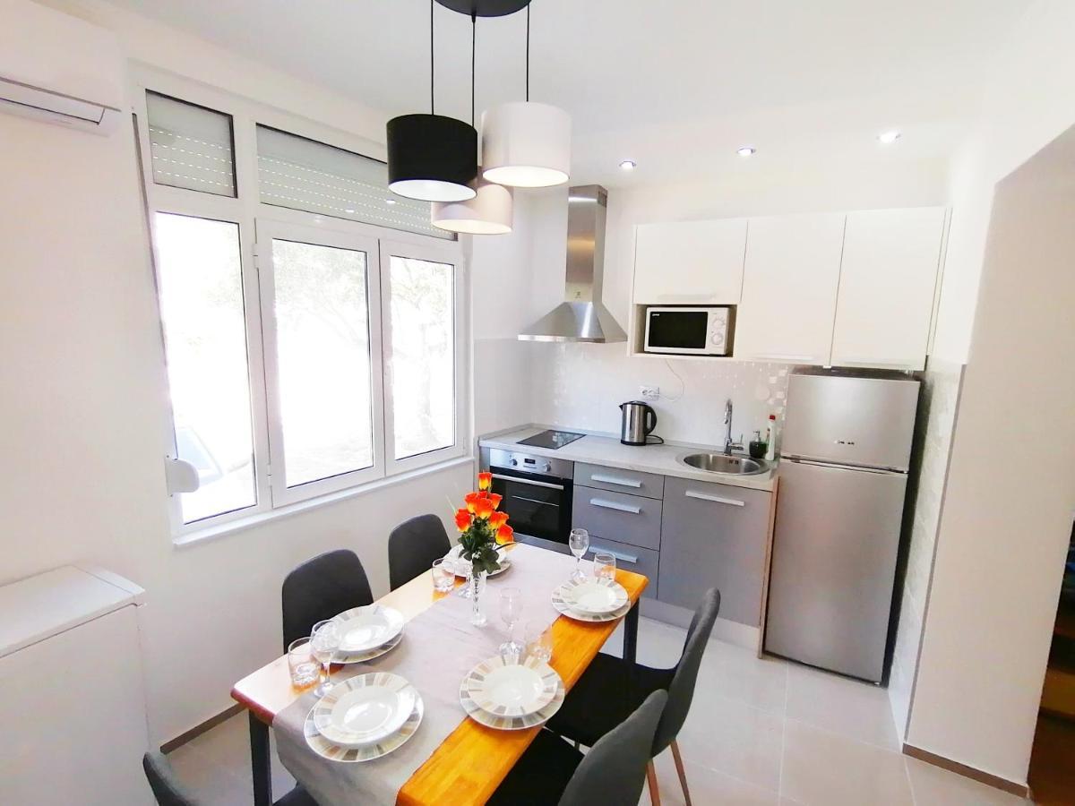 Apartmani Buljubasic Baska Voda Luaran gambar